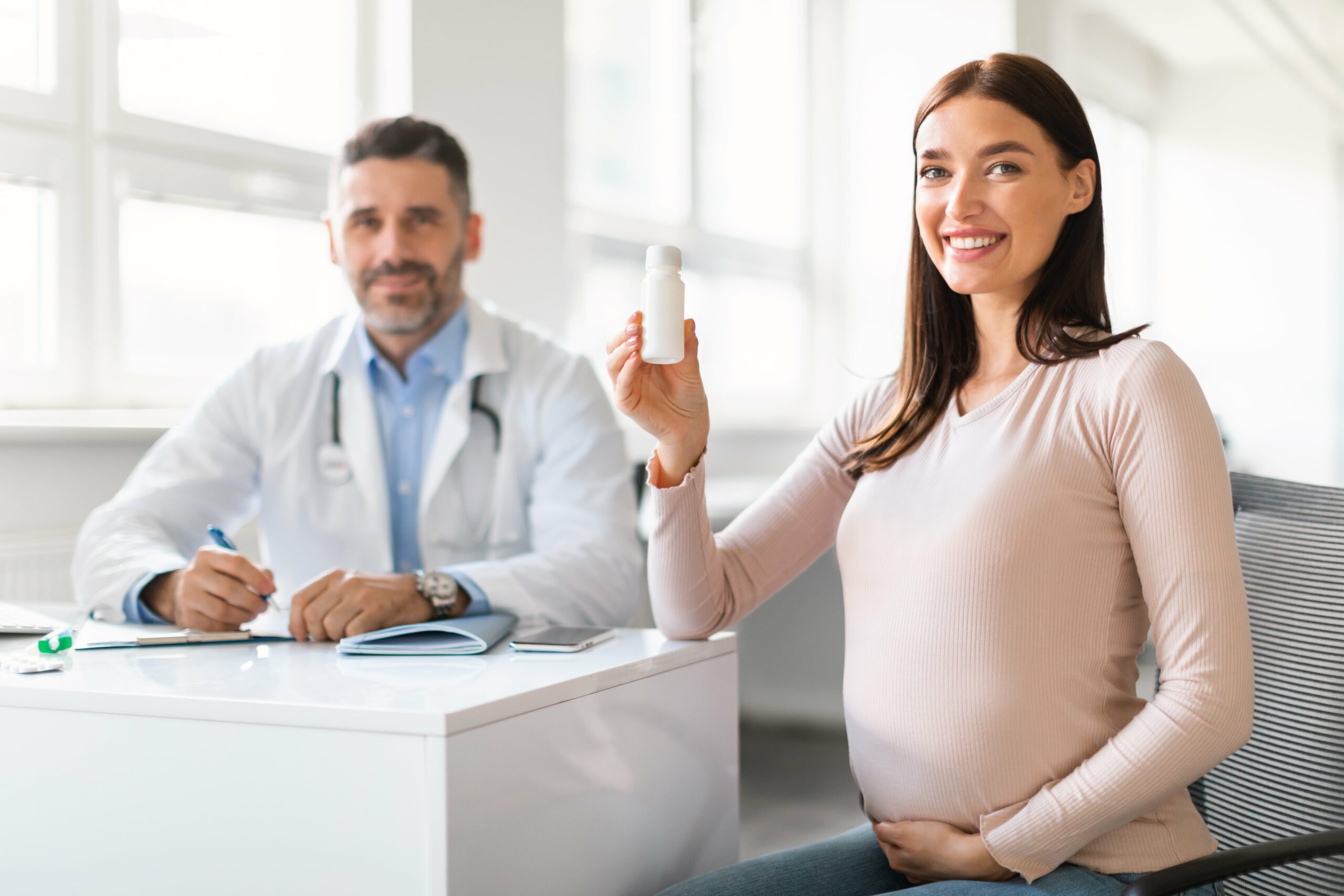 Comprehensive Guide to Health Insurance for Pregnant Women: Best, Cheap, and Free Options