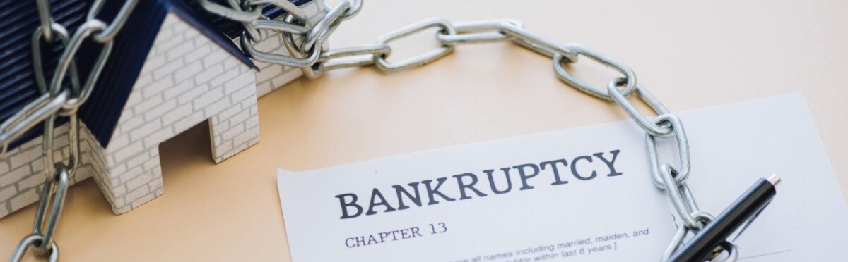 How a Chapter 13 Bankruptcy Lawyer Can Save Your Home and Finances