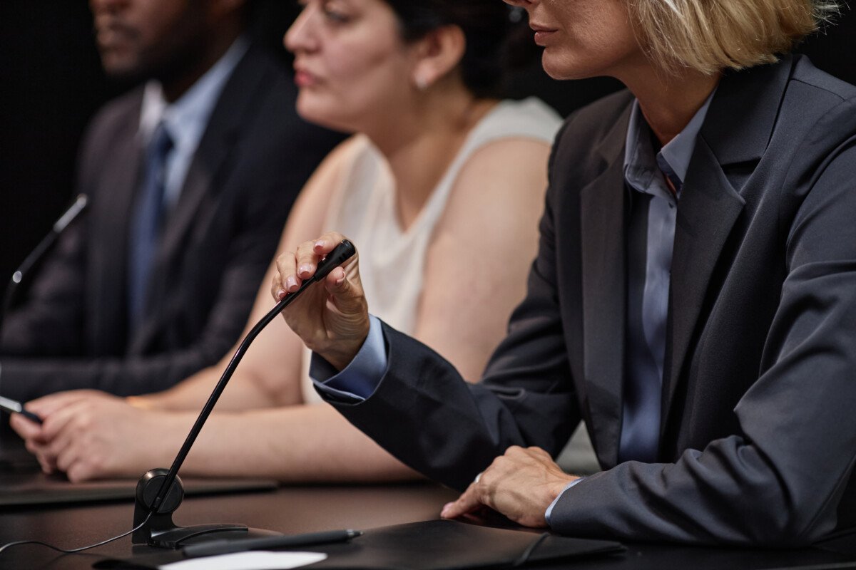 How Can You Find a Good Divorce Attorney in California?
