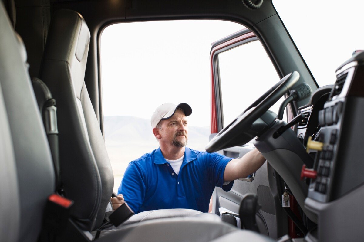 How Can You Get Cheap Auto Insurance as a New Driver?