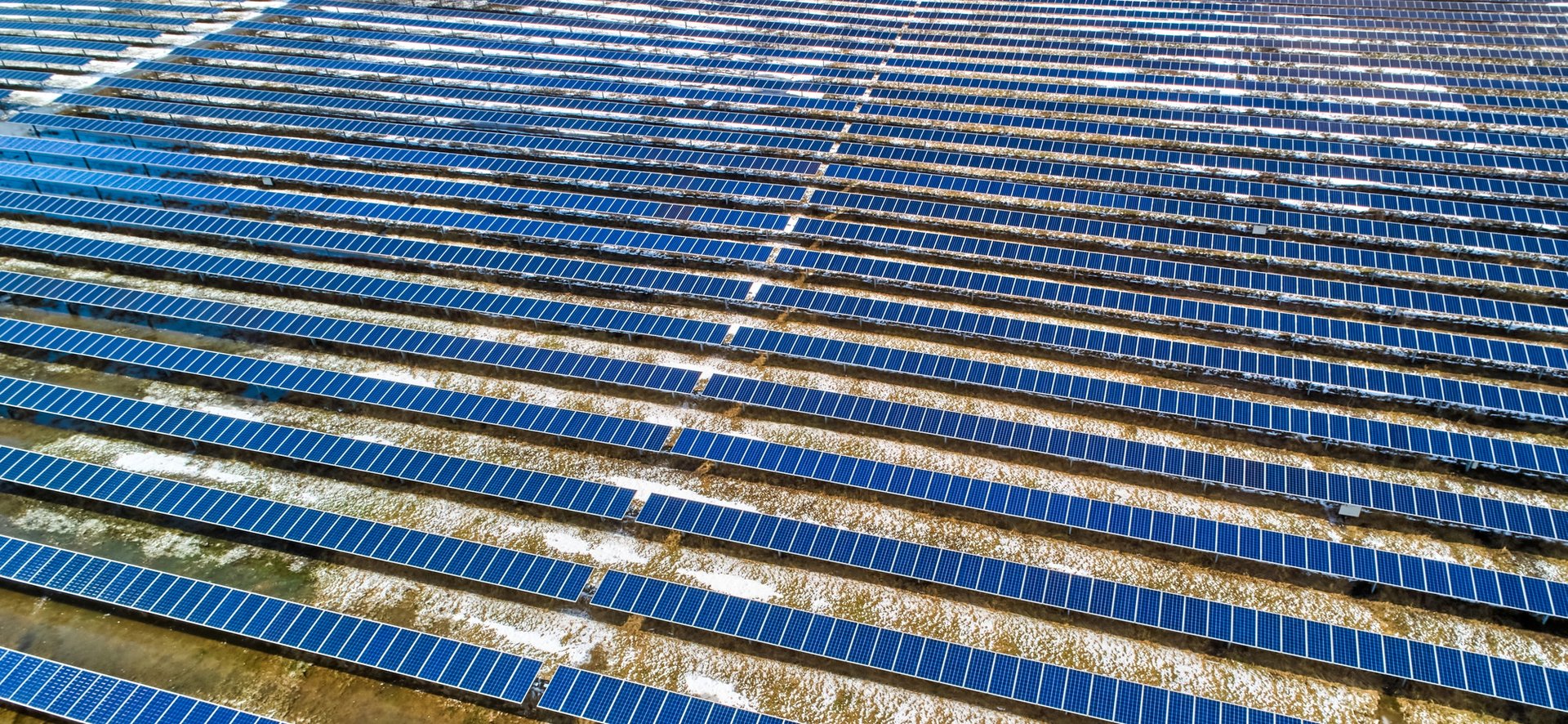 How heavy is a solar panel