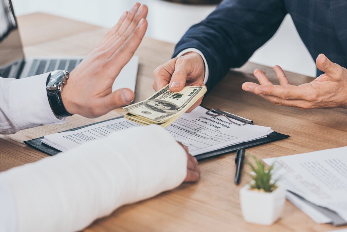 How Insurance Companies Calculate Injury Payouts