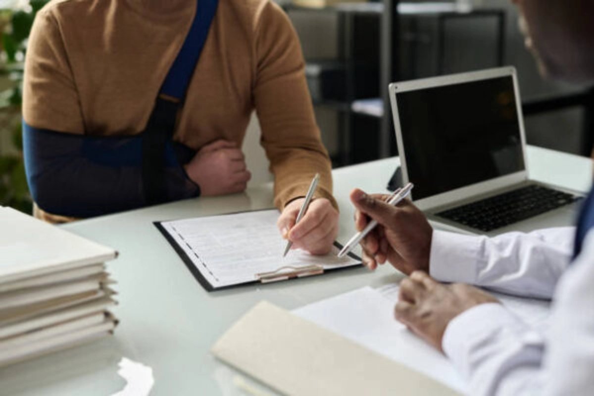 personal injury lawyer cost