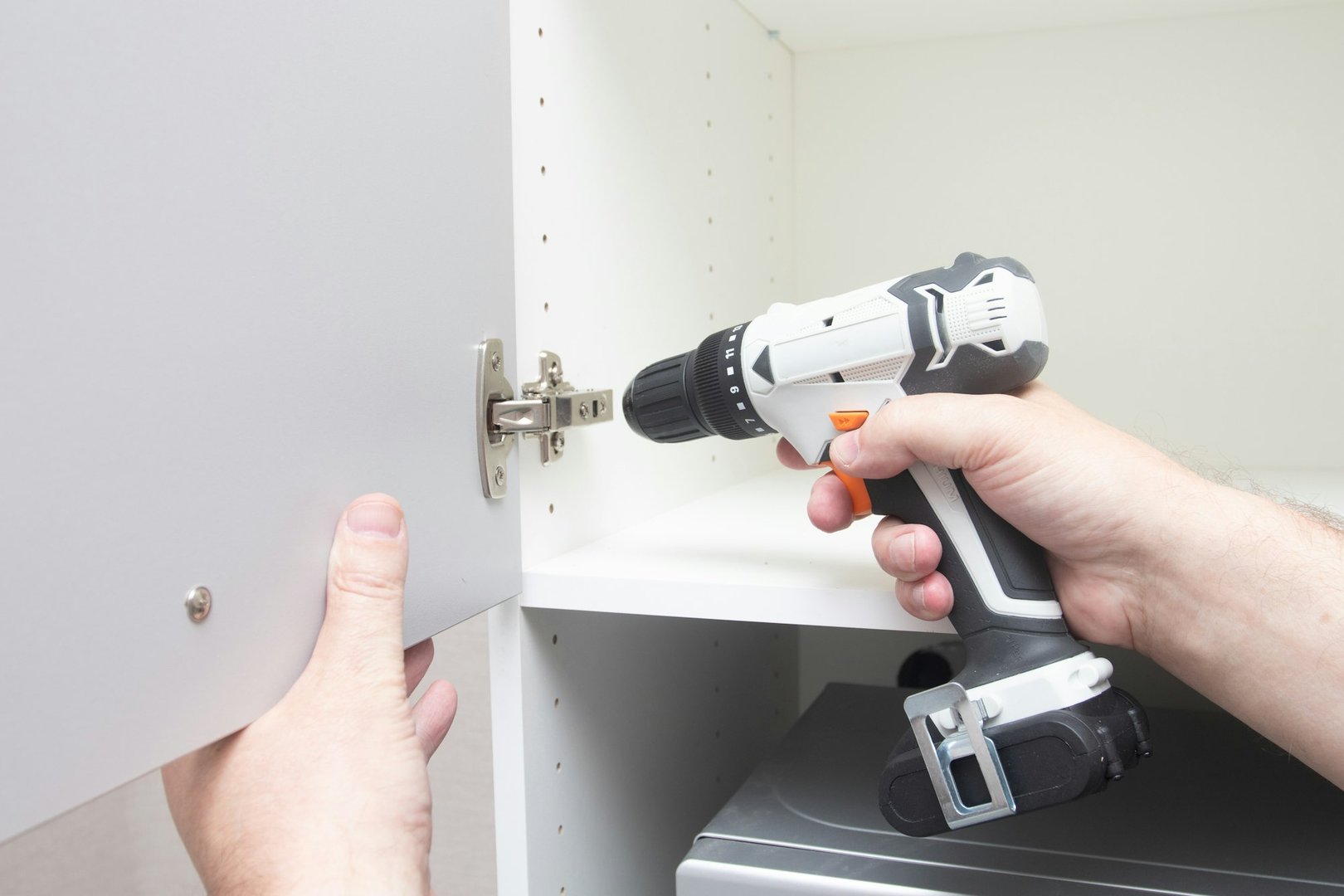 how to install kitchen cabinets