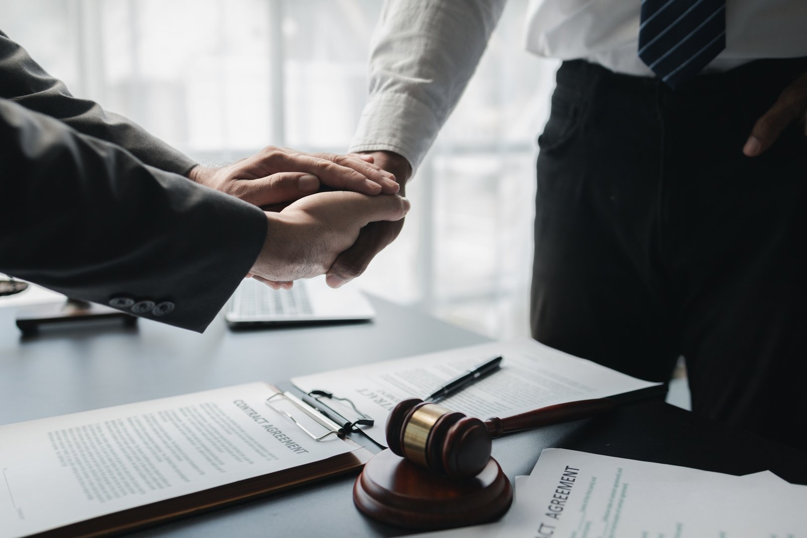 How to Qualify for Legal Debt Settlement
