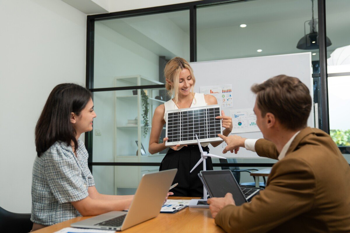 Importance of Regular Solar Panel Maintenance