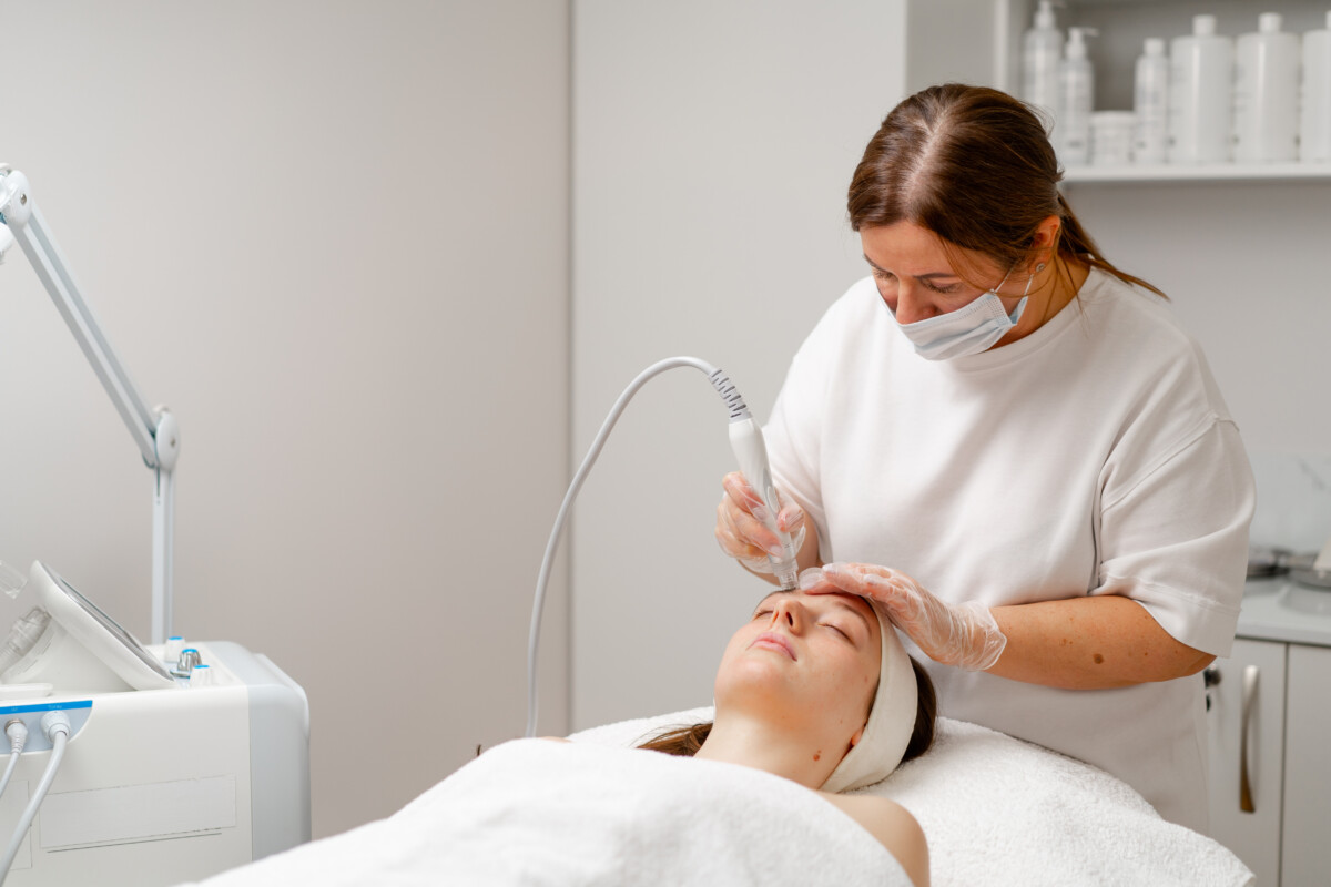 Kaiser Microdermabrasion: Your Secret to Youthful Skin