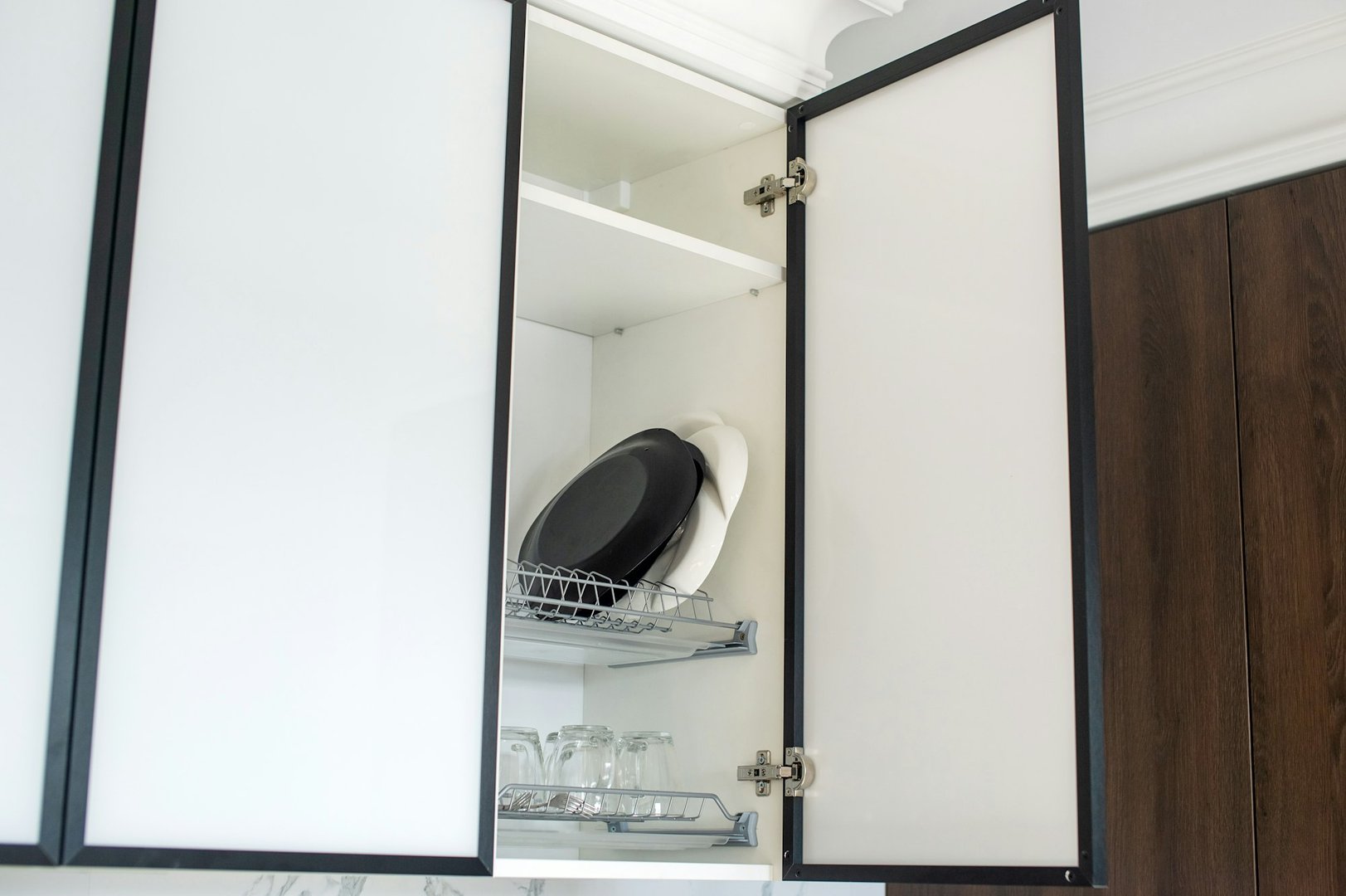 kitchen cabinet organizers