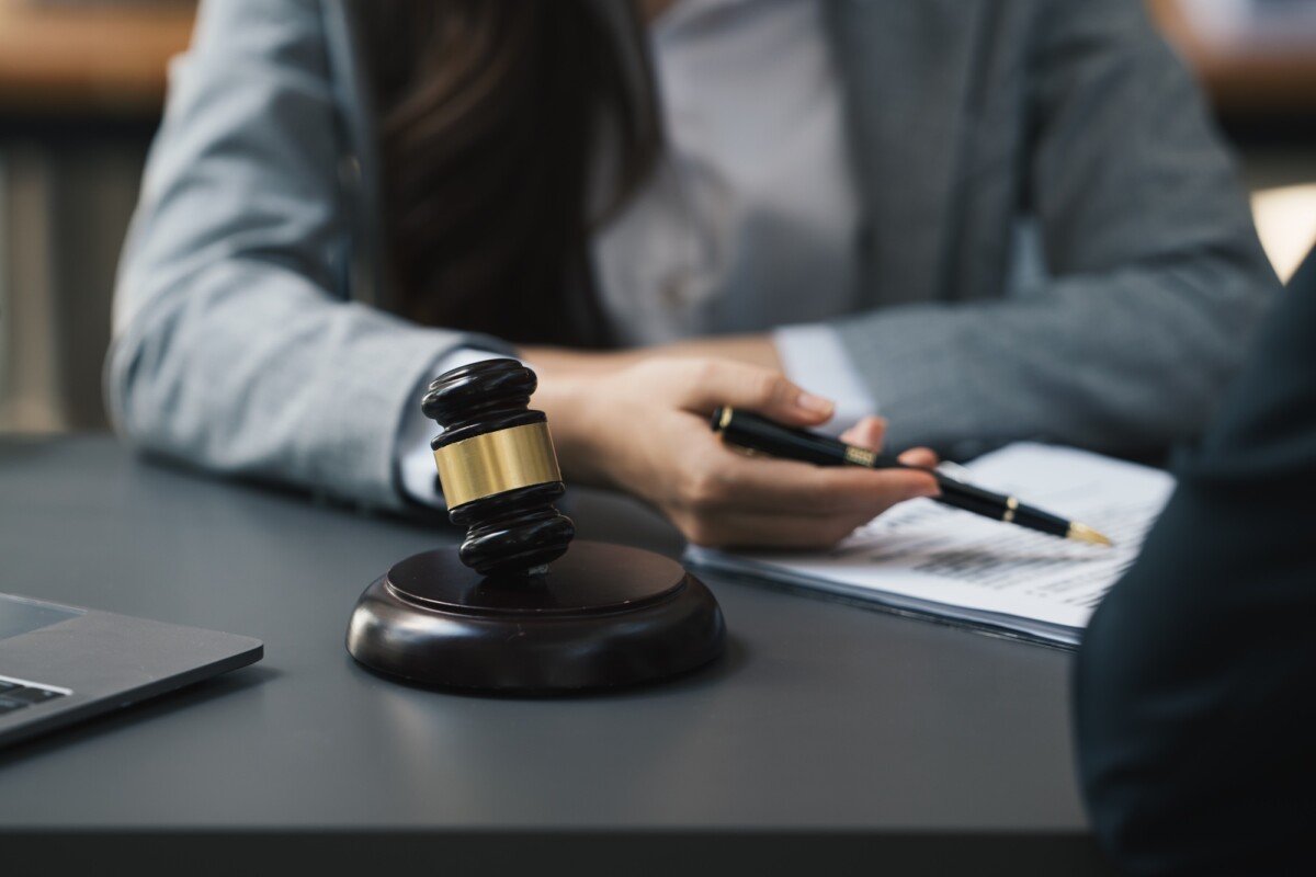 legal issues definition