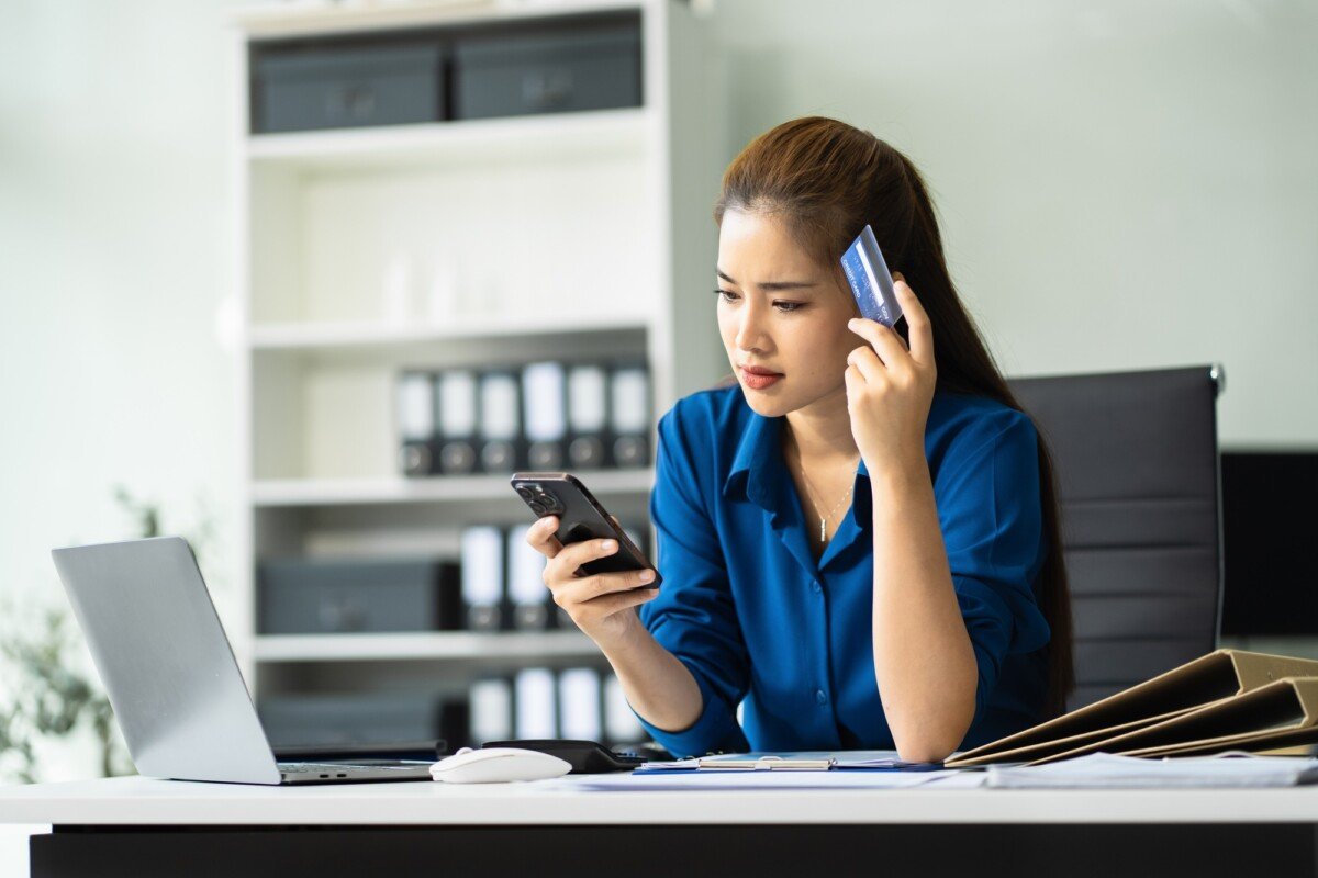 How Loan APR Affects Monthly Payments