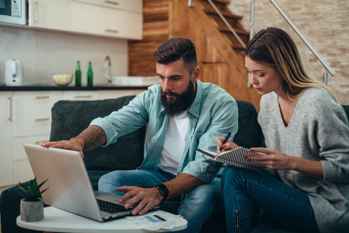 Loan Approval Without a Credit Score