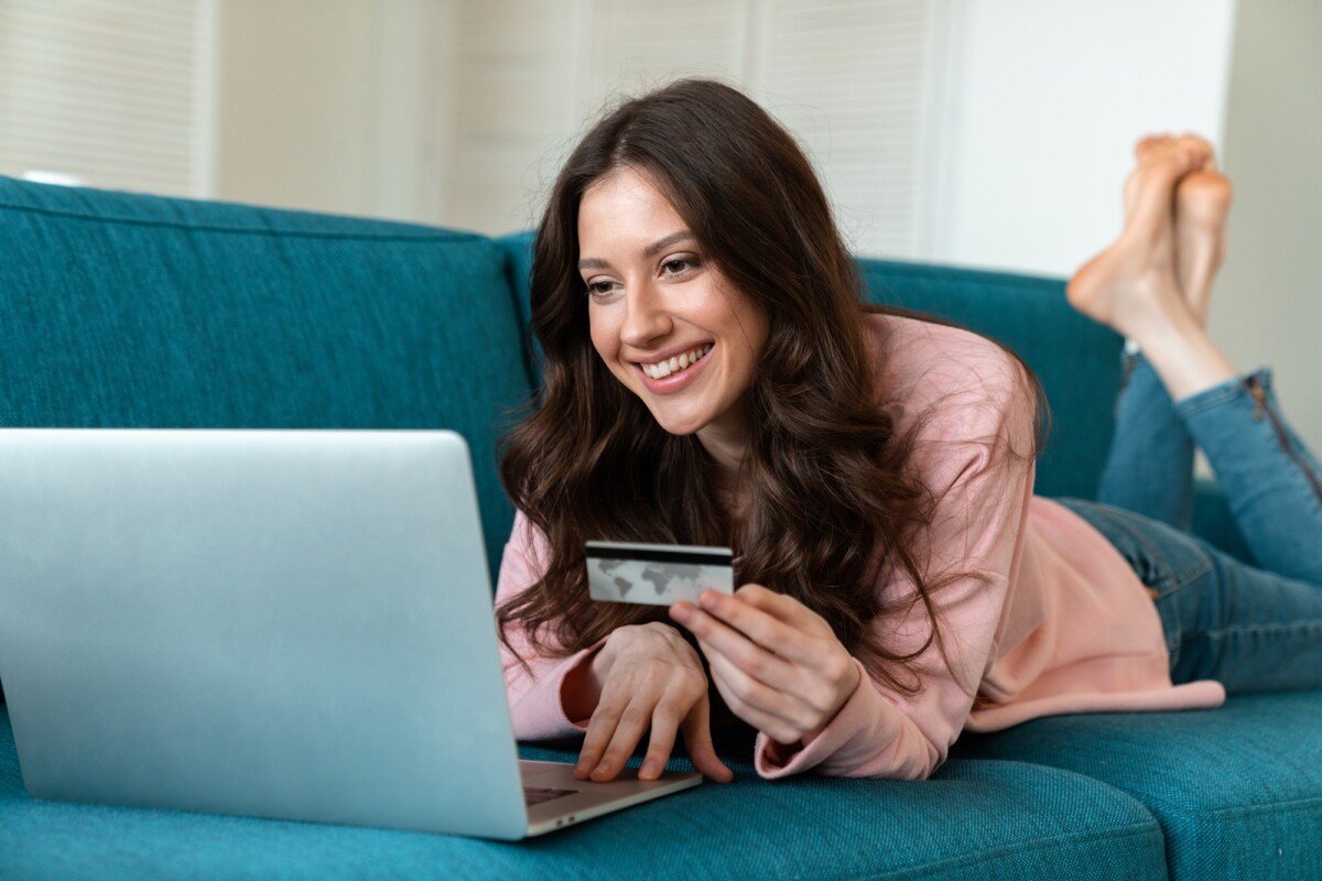 Interest Rates: Personal Loans vs. Credit Cards