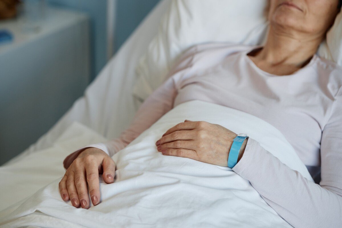medic alert bracelets for women