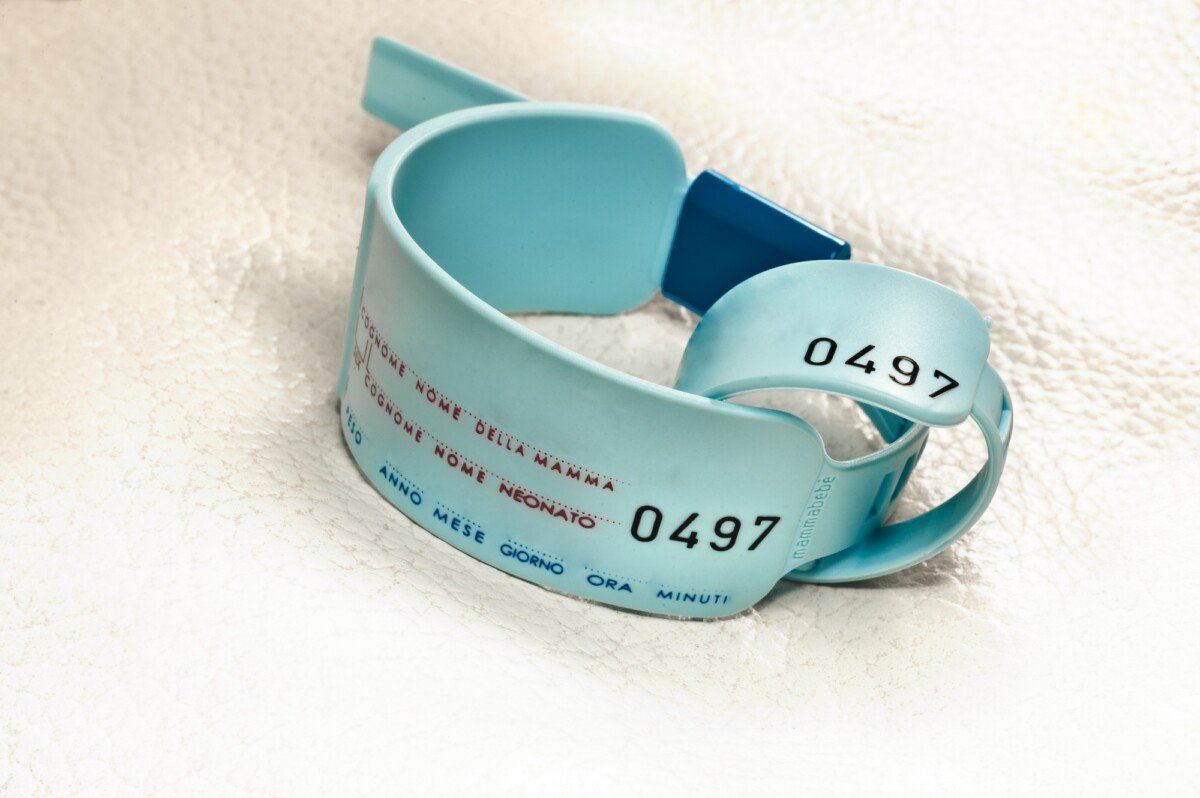 medical warning bracelets