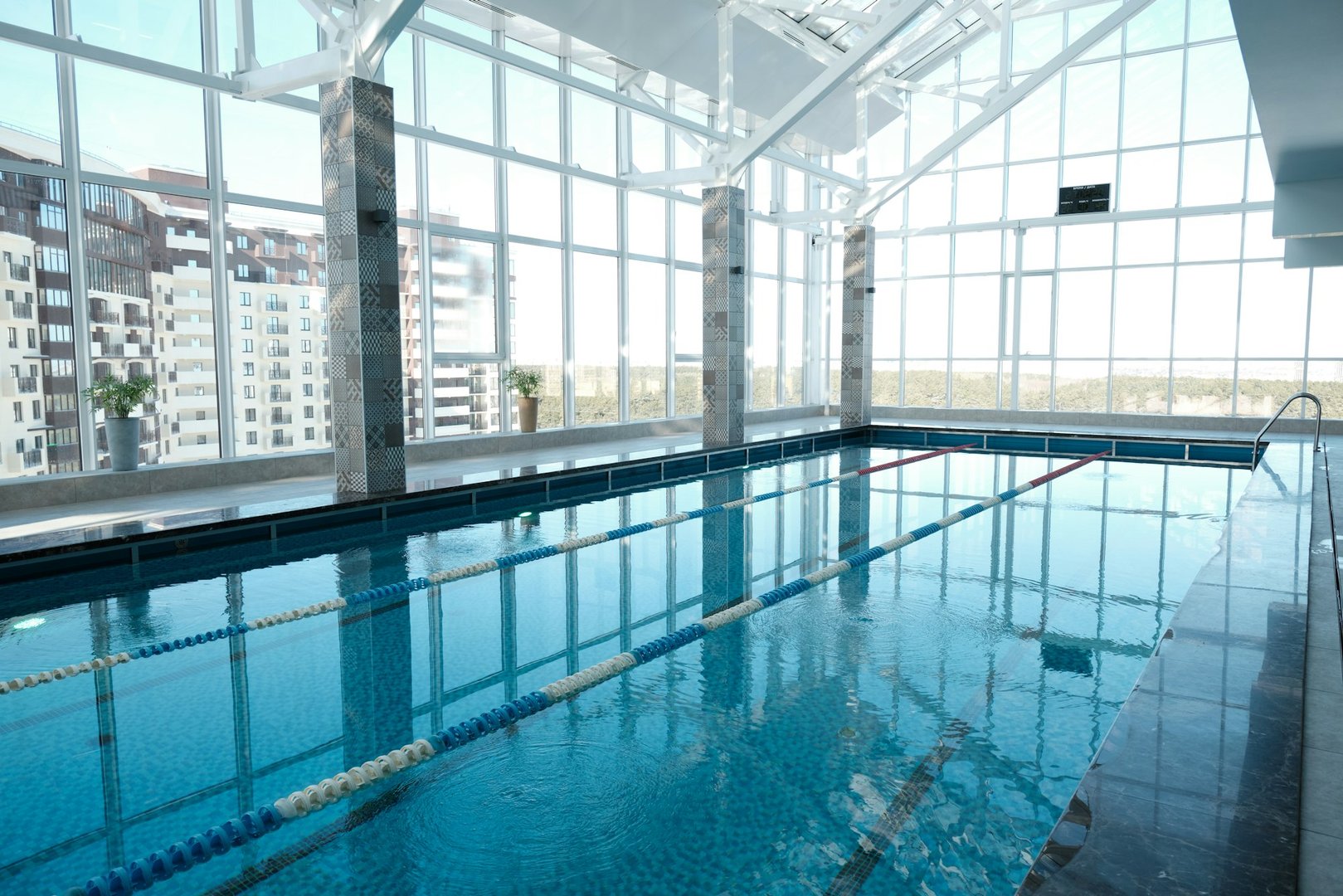 modern home swimming pool