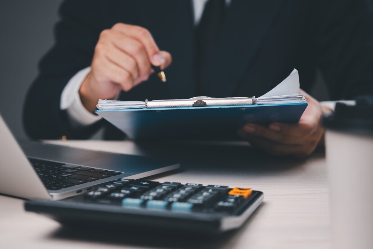 are medicare payments tax deductible