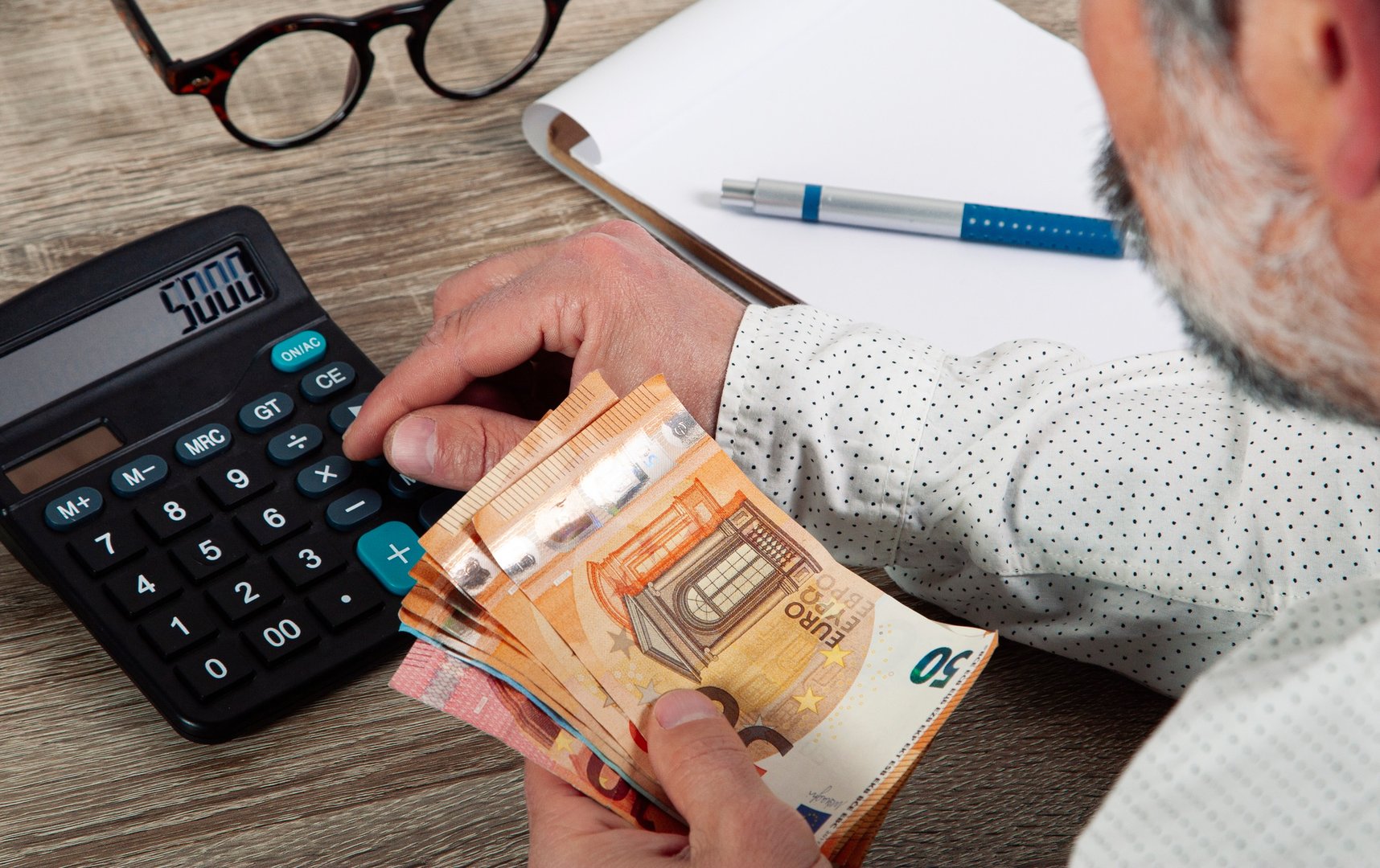 personal loans with low monthly fees