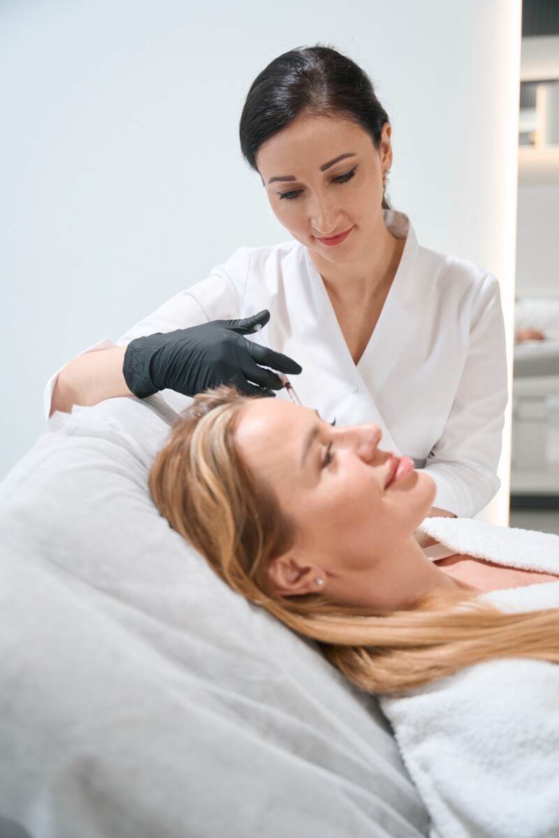 Understanding Psoriasis Around Eyes: Causes, Symptoms, and Treatment Options