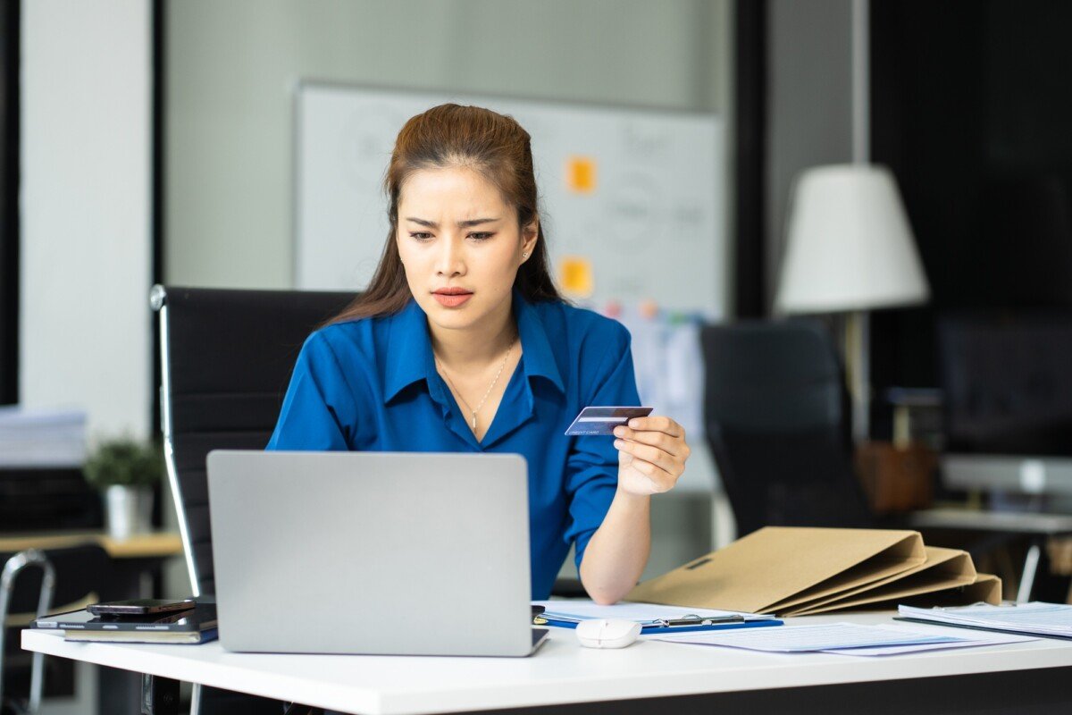 How To Reduce Monthly Expenses