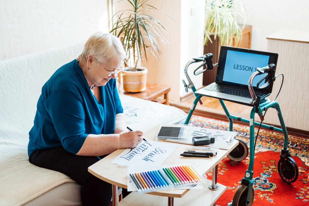 Engaging Activities for Seniors with Limited Mobility to Enhance Quality of Life