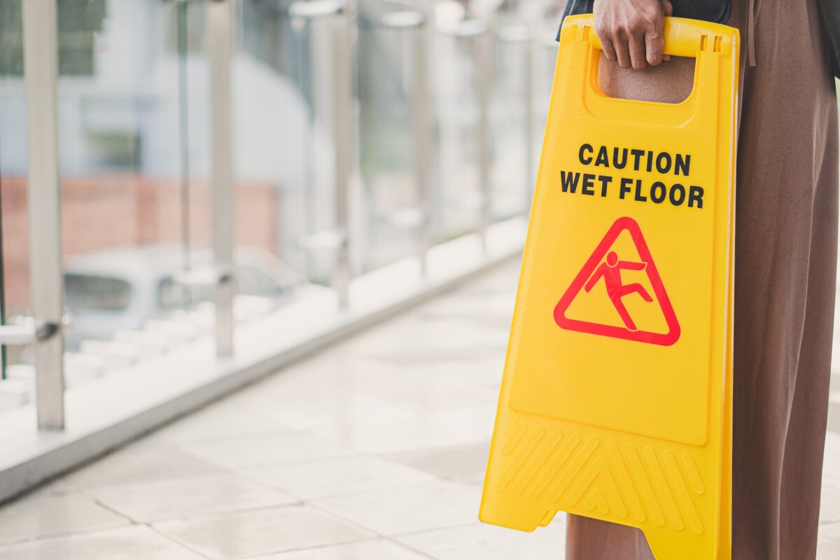 Slip on Wet Floor in Mall: Can I File a Claim?