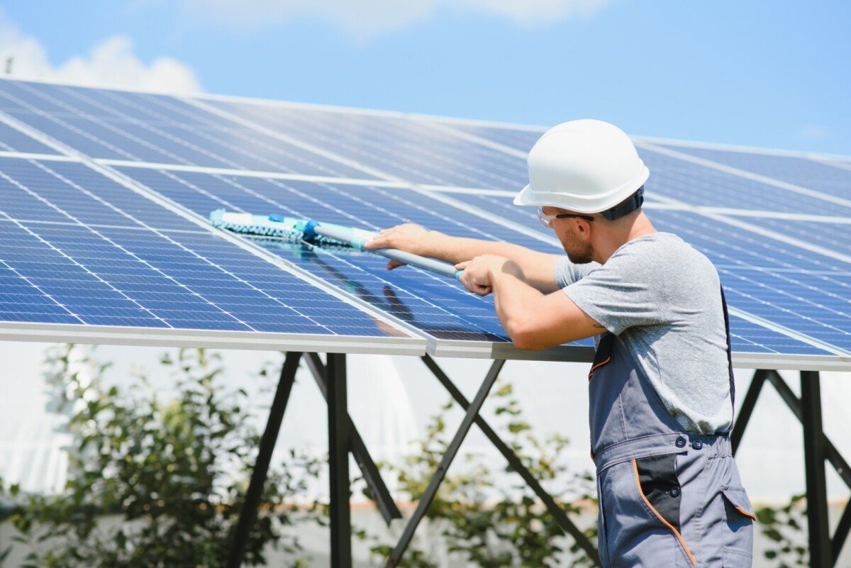 Boost Efficiency with Solar Panel Cleaning