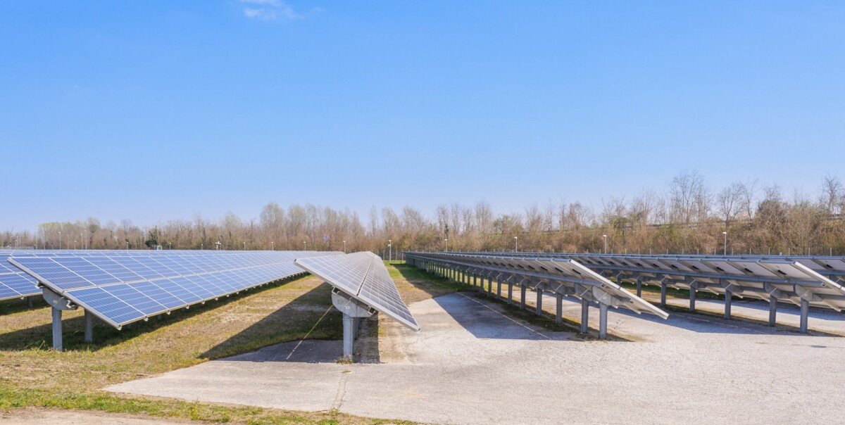 How to Choose Efficient Solar Panels for Your Home