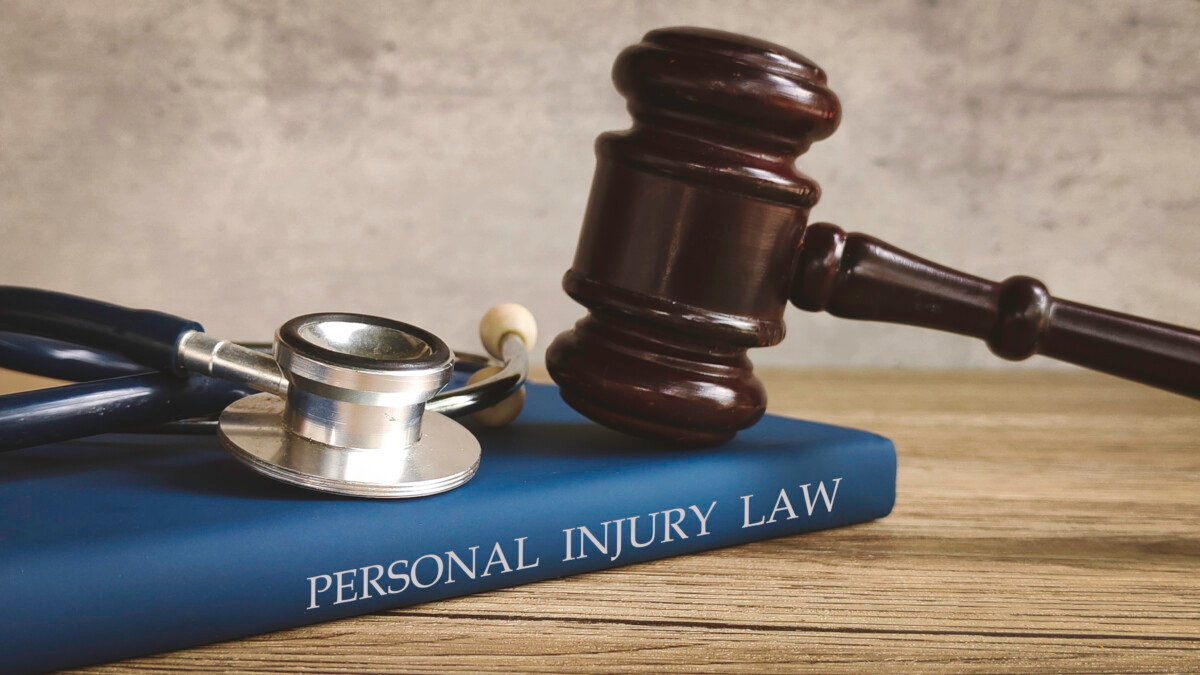Top Reasons to Settle a Personal Injury Lawsuit