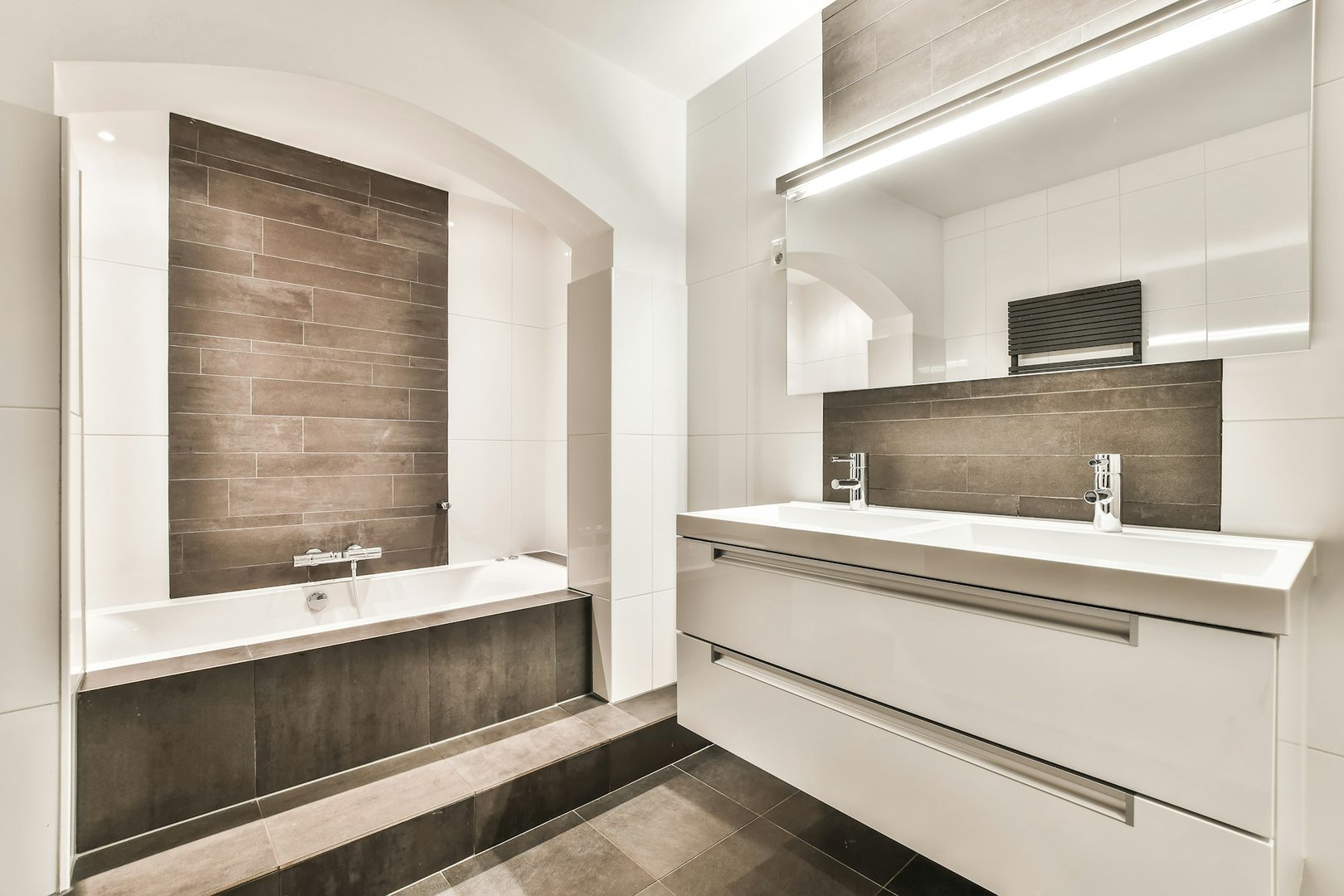 Elegant bathroom design