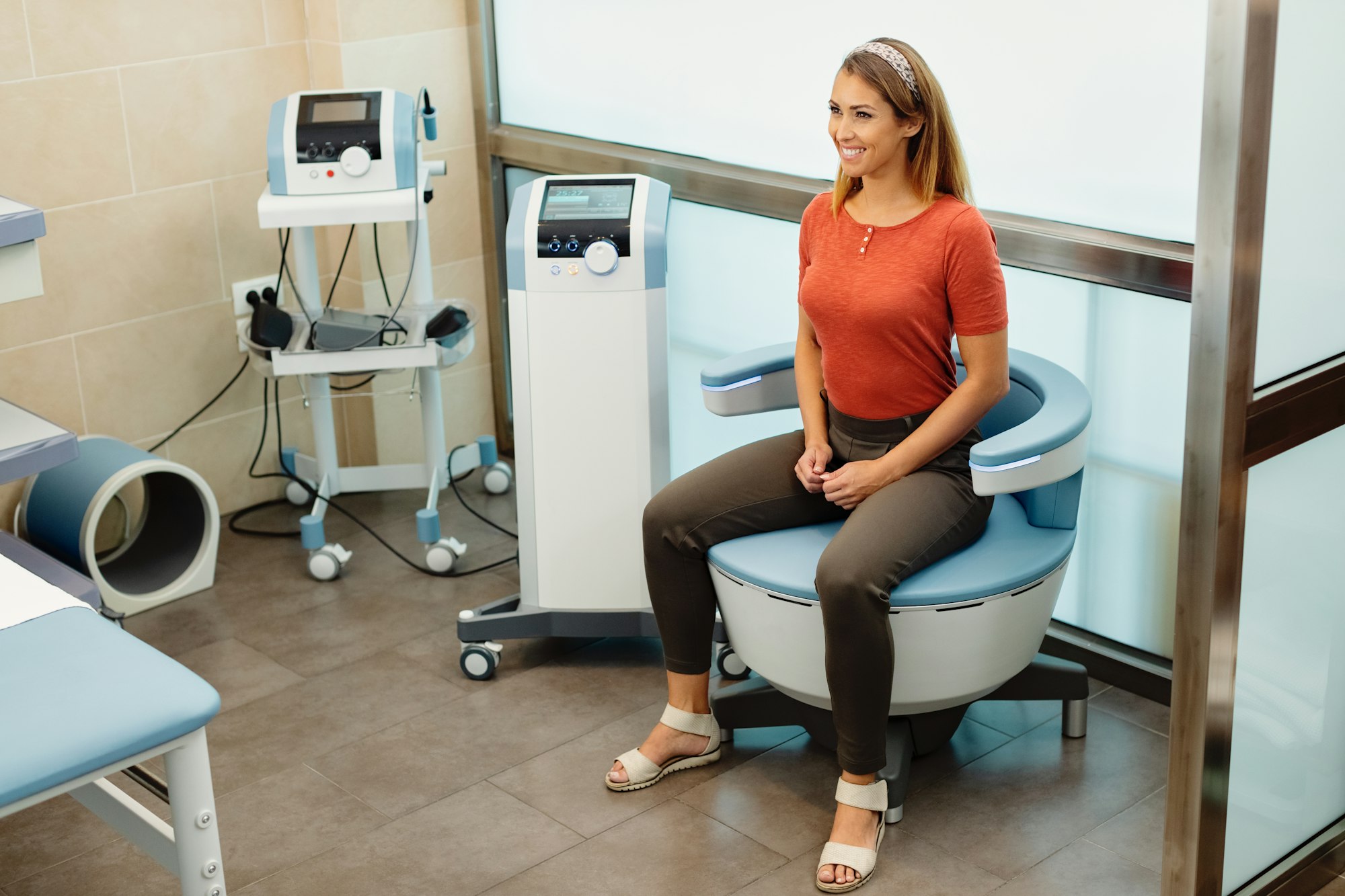 Comprehensive Treatment for Urinary Incontinence in Elderly Female: Effective Solutions for a Common Issue