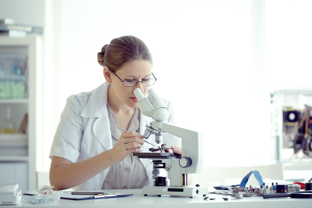 The Importance of the Trichomoniasis Microscope in Diagnosing STIs