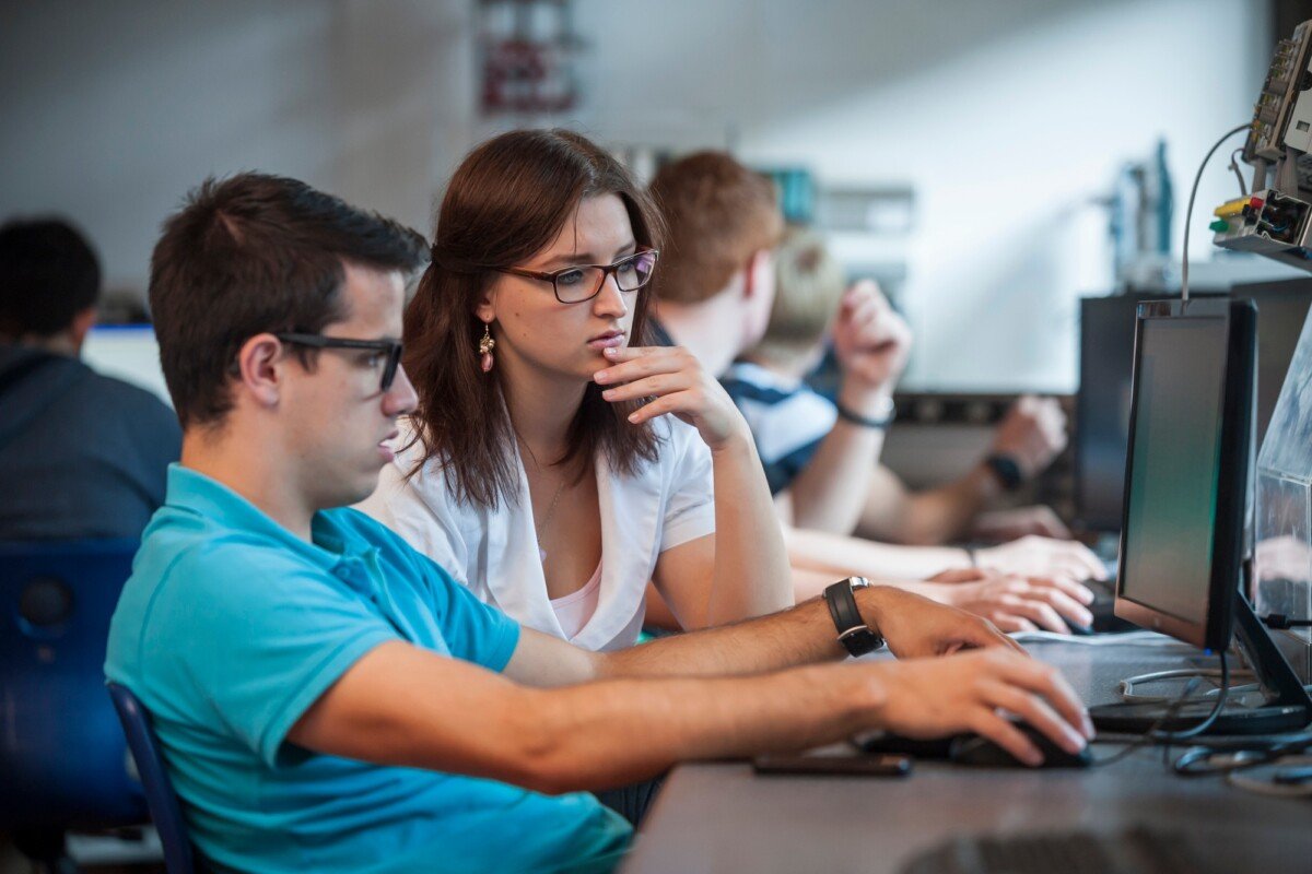 Vocational Schools in Illinois
