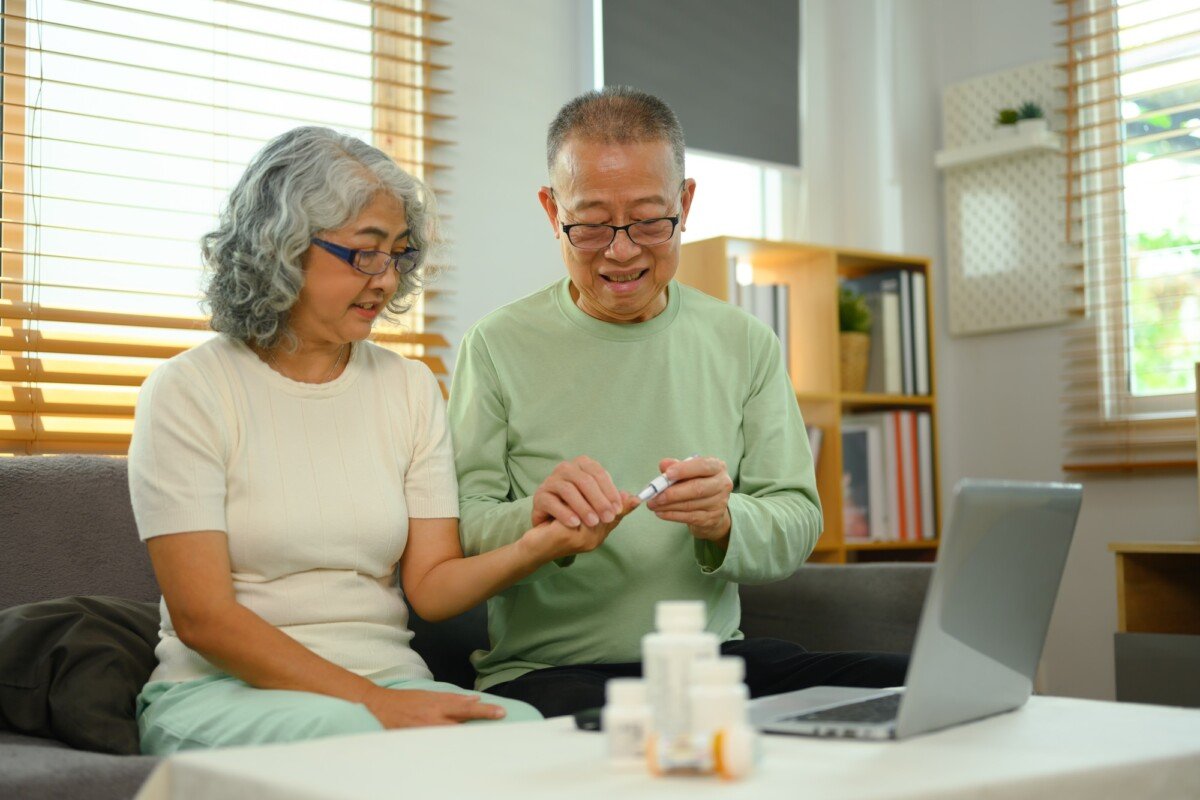 what glucometer does medicare cover