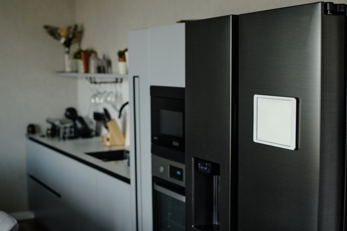 Kitchen Area with Smart Kitchen Appliances
